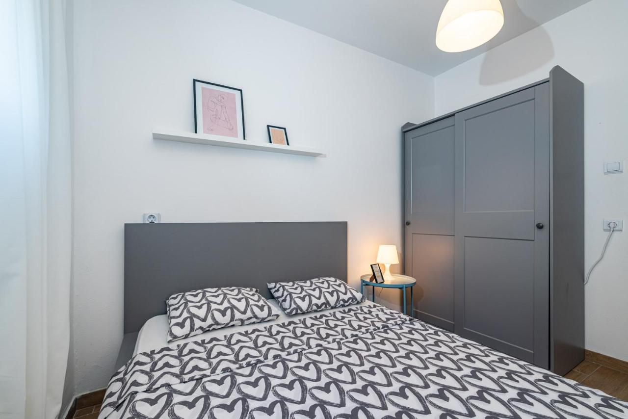 Sunset Apartment *